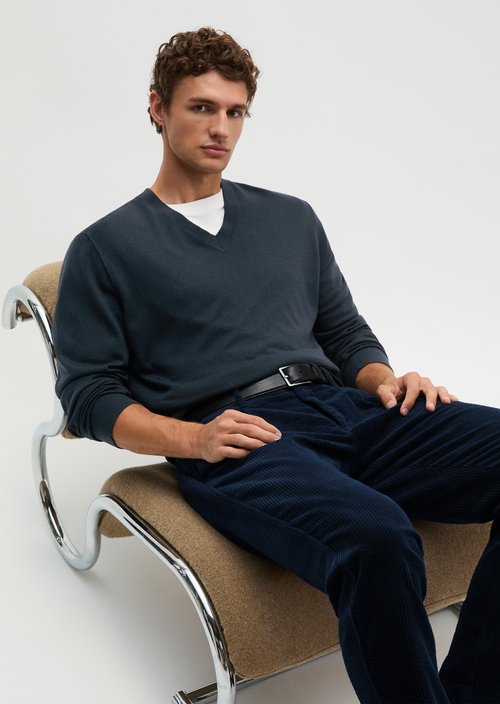 Regular-Fit V-Neck Sweater — Dark Navy
