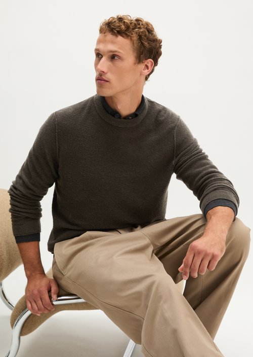 Regular-Fit Bouclé Sweater — Wooden Earth