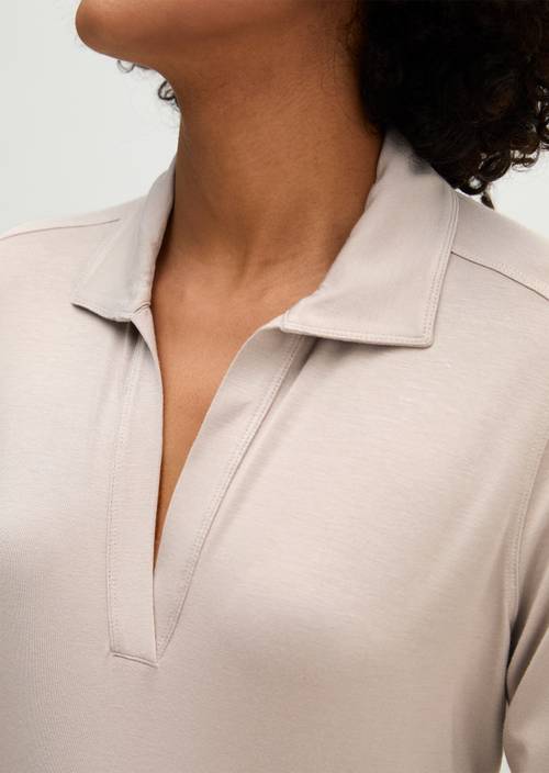 Jerseybluse im Polo-Stil regular Chalky Mauve in Detailansicht