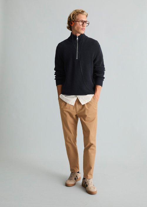 Pants, "Anders" Pleated Cropped Style — Roasted Peanut