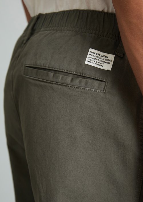 Pants, "Anders" Pleated Cropped Style — Green Jasper
