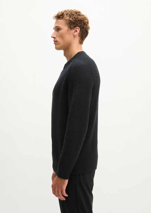 Regular-fit sweater — Black