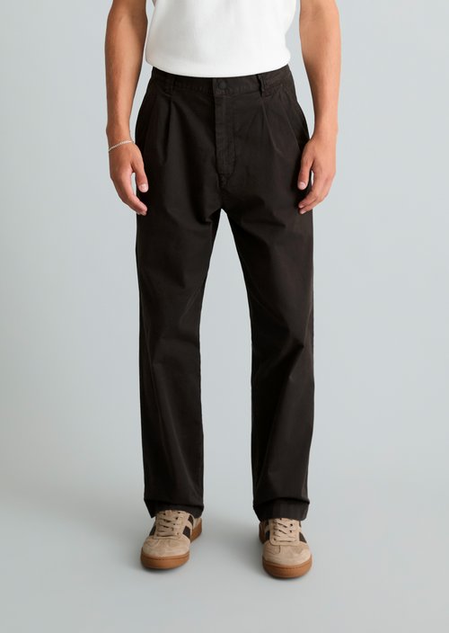 Lars Pleats Wide Pants — Chocolate Brown