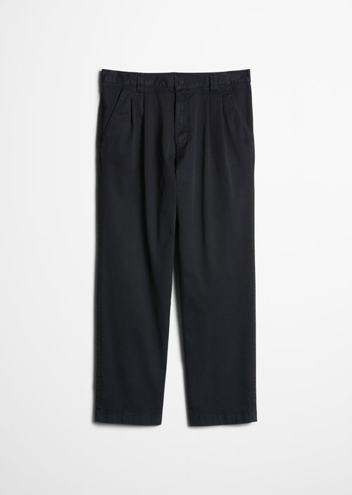 Lars Pleats Wide Pants — Dark Navy