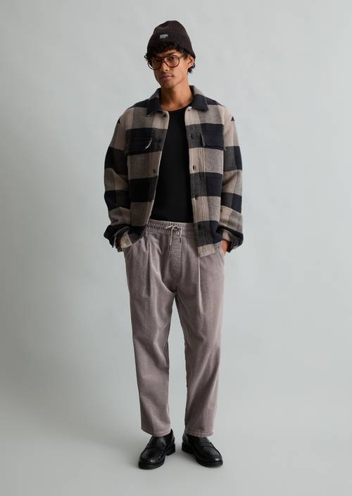 Viggo Relaxed Cropped Cord Pants Dolphin in front view