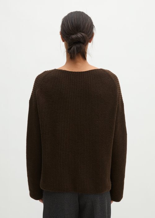 Loose-fitting knit sweater — Burnt Coffee