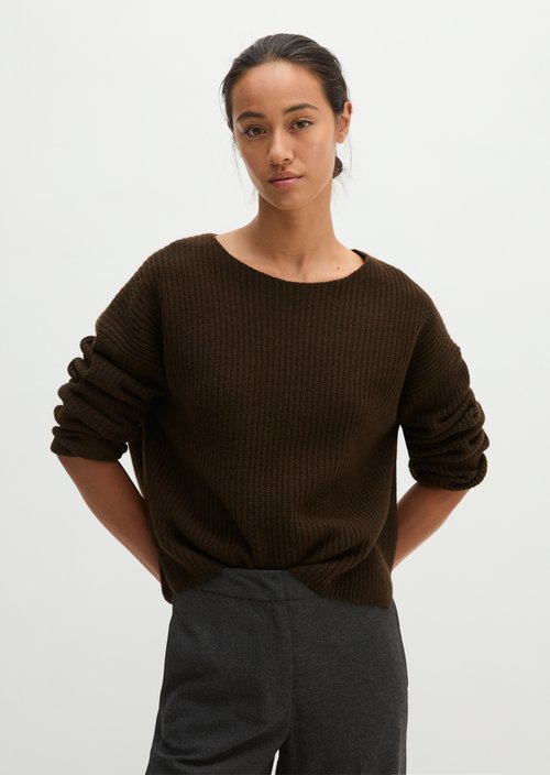 Loose-fitting knit sweater — Burnt Coffee