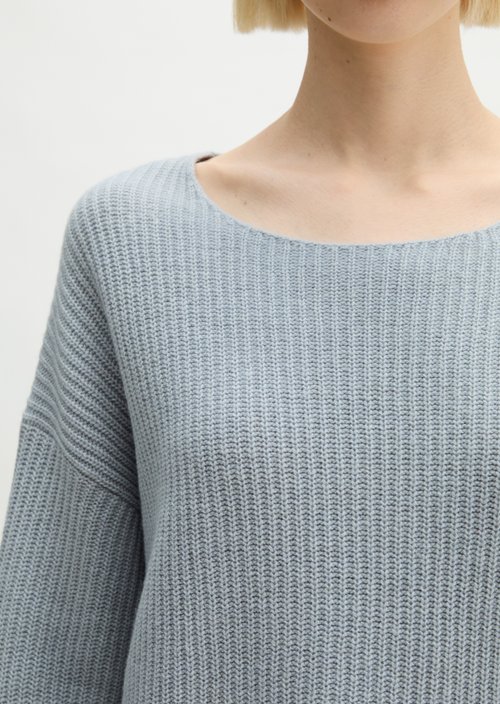 Loose-fitting knit sweater — Glacial Blue