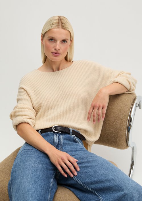 Loose-fitting knit sweater — Smokey Sands