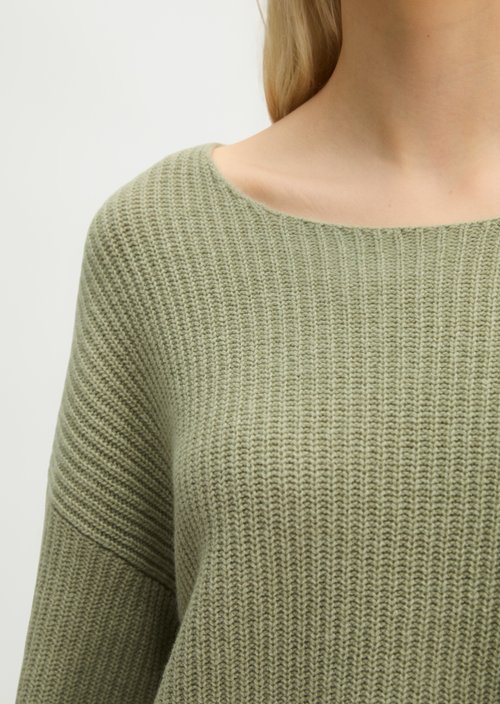 Loose-fitting knit sweater — Smooth Sage