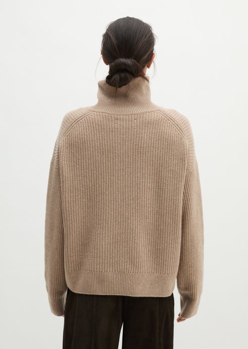 Loose-fitting cardigan — Earthy Taupe