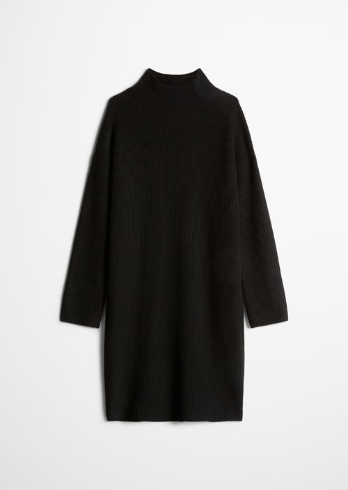 Loose-fitting knit dress — Black