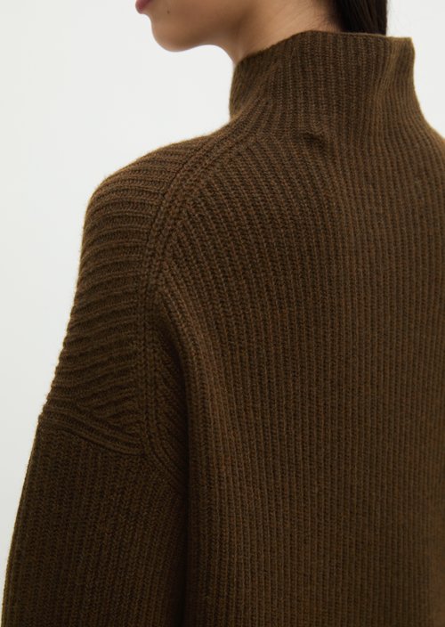 Loose-fitting knit dress — Burnt Coffee