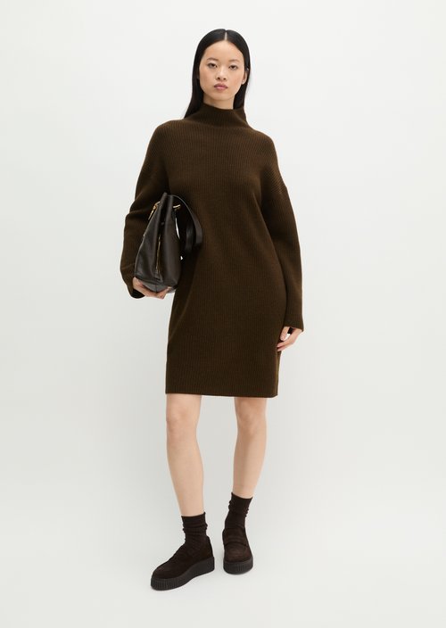 Loose-fitting knit dress — Burnt Coffee