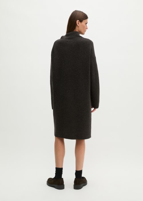 Loose-fitting knit dress — Coal Grey Melange