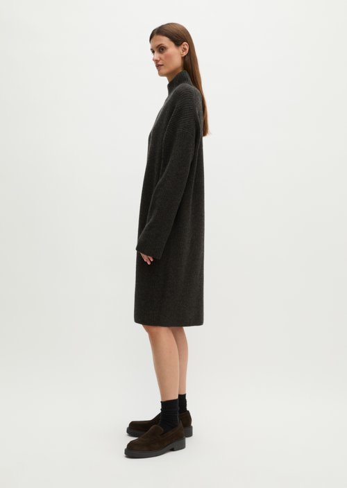 Loose-fitting knit dress — Coal Grey Melange