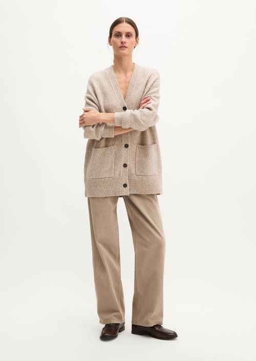 Long, loose-fitting cardigan Light Brown in front view