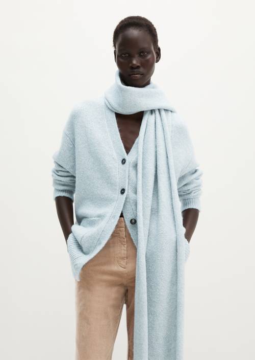 Long, loose-fitting cardigan Light Blue in front view