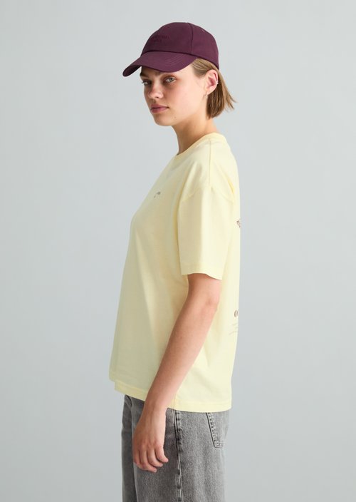 Basic relaxed T-shirt — Butter Yellow