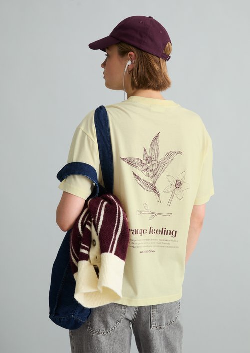 Basic relaxed T-shirt — Butter Yellow
