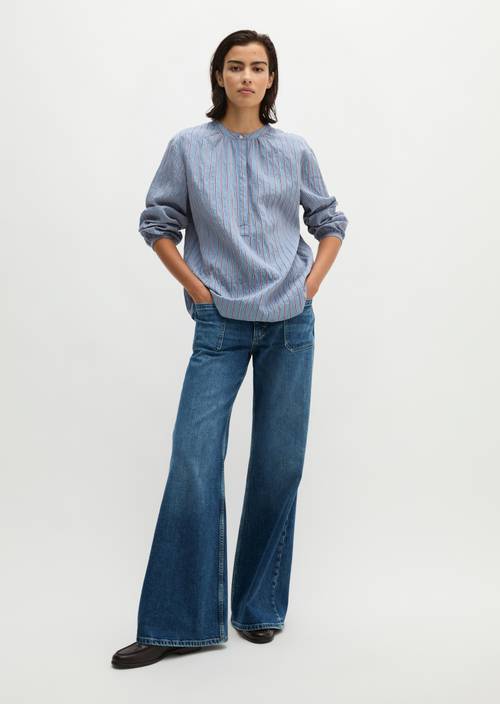Streifenbluse regular Medium Blue in Frontalansicht