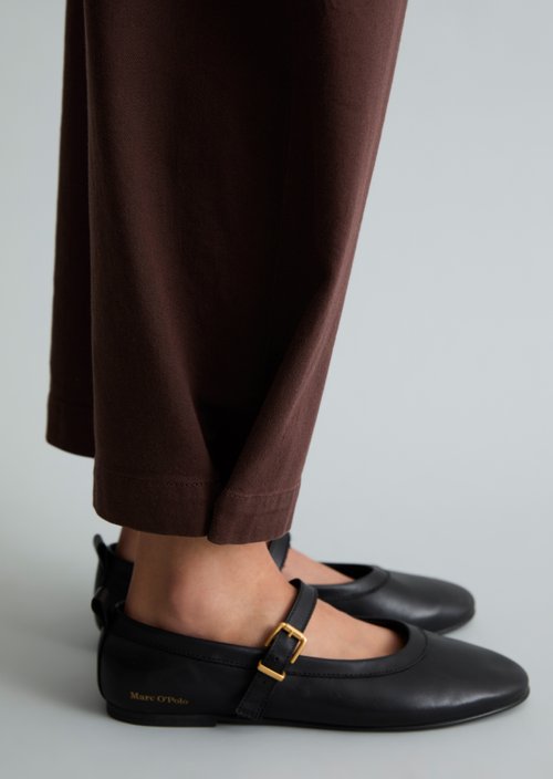 Barrel pants cropped — Burnt Aubergine