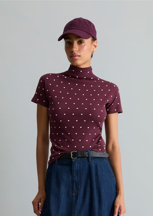 Slim-Fit Ribbed Jersey Top — Dark Red