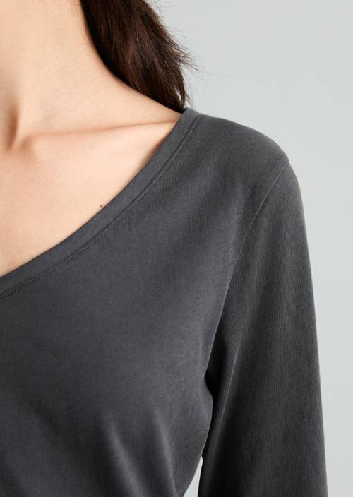 Longsleeve slim Light Graphite in Detailansicht