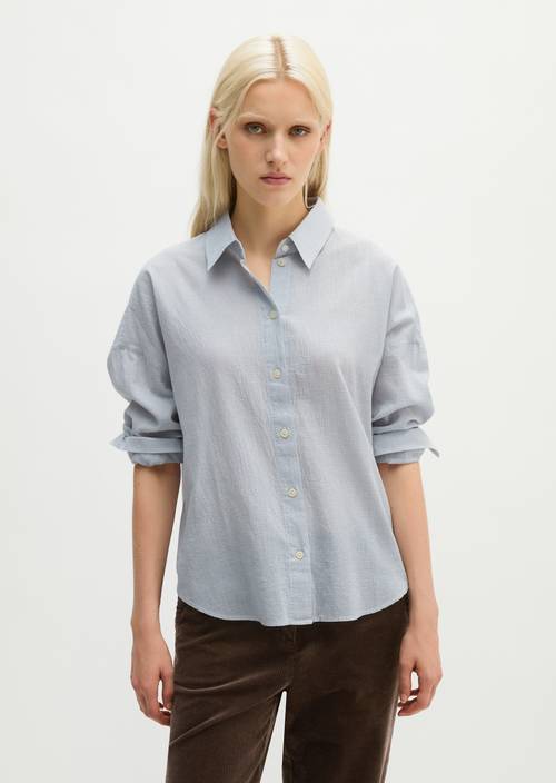 Seersucker-Bluse oversize Light Blue in Frontalansicht