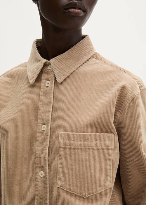 Cordbluse regular Earthy Taupe in Detailansicht
