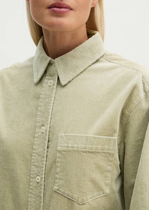 Cordbluse regular Smooth Sage in Detailansicht