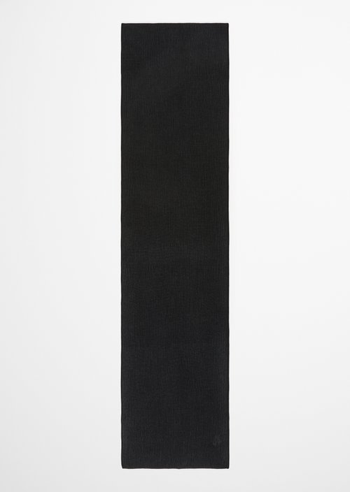 Knitted Scarf — Black