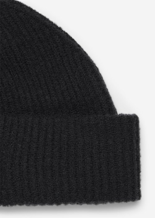 Cap — Black