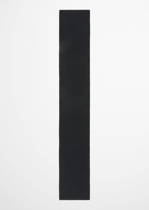Knitted Scarf — Black
