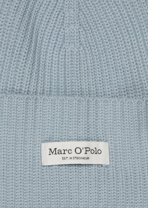 Knitted hat — Glacial Blue