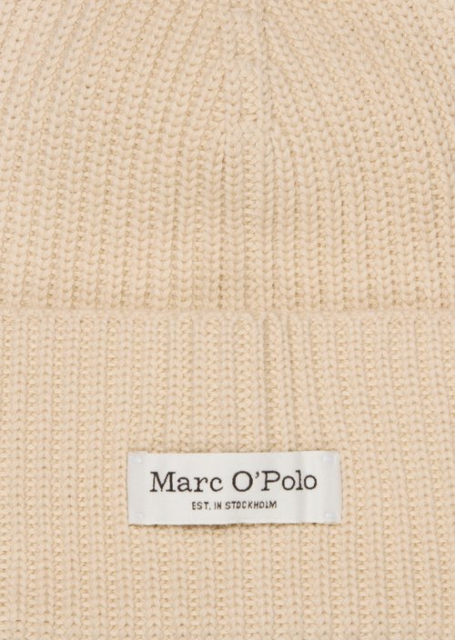 Knitted hat — Smokey Sands