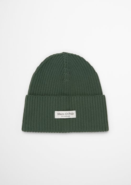 Knitted hat — Quiet Pine
