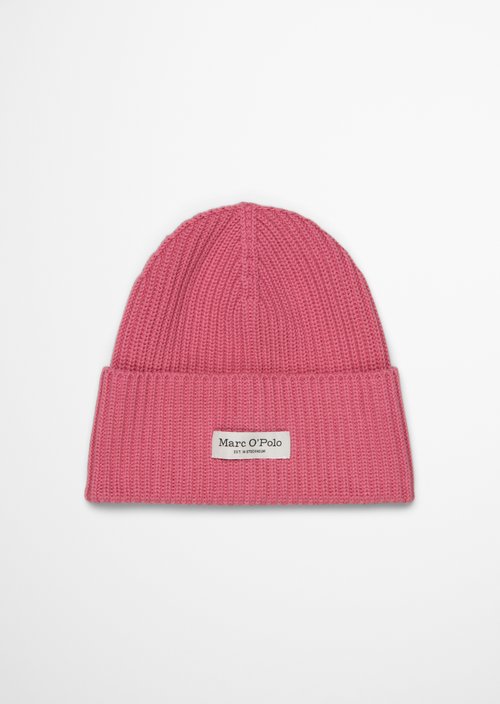 Knitted hat — Berry Rose