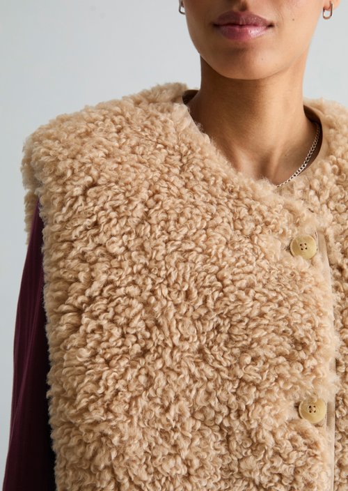 Teddy Vest, Regular — Sandpaper