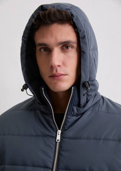 Hybridjacke regular Dark Navy in Detailansicht