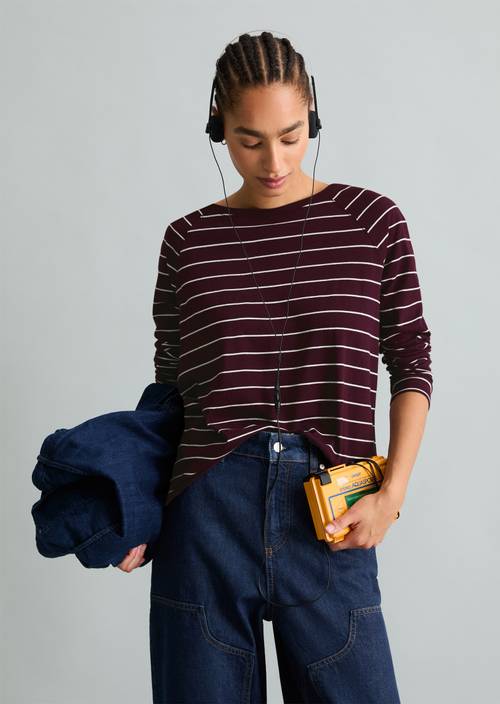 Gestreiftes Longsleeve relaxed Dark Red in Frontalansicht