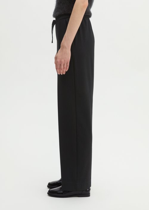 Relaxed-Fit Pull-On Flannel Pants — Black