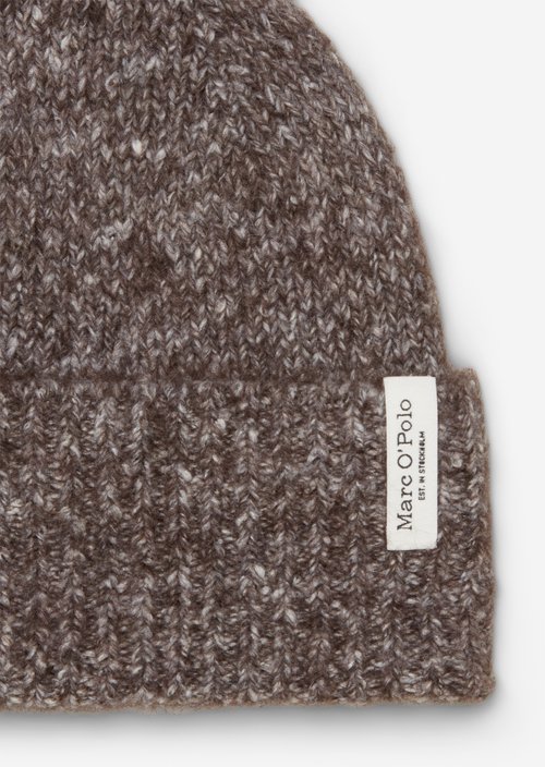 Knitted hat — Dark Brown