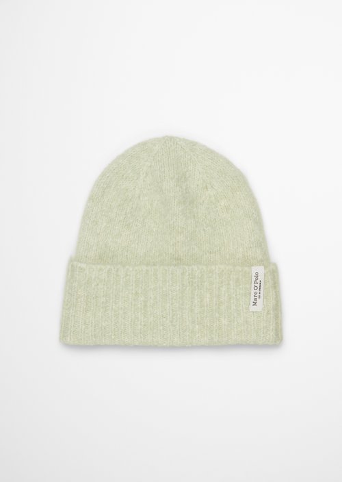 Knitted hat — Light Brown