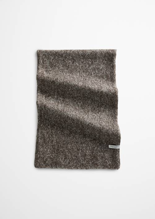 Gebreide sjaal Dark Brown in vooraanzicht