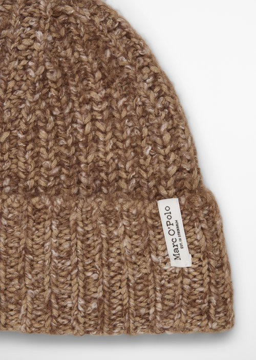 Knitted hat — Dark Brown