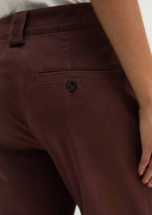 Hose Model Marthe flared Brown in Detailansicht