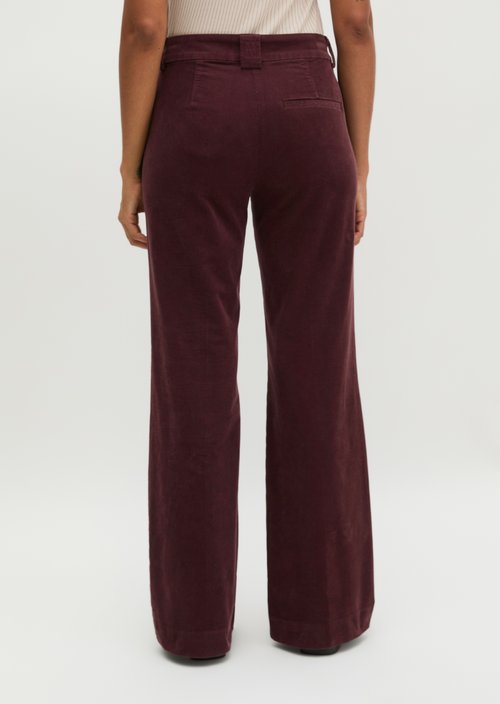 Trousers model Marthe flared — Deep Plum