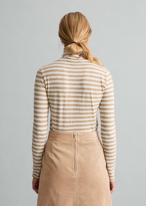 Long-sleeve shirt with a turtleneck — Light Beige