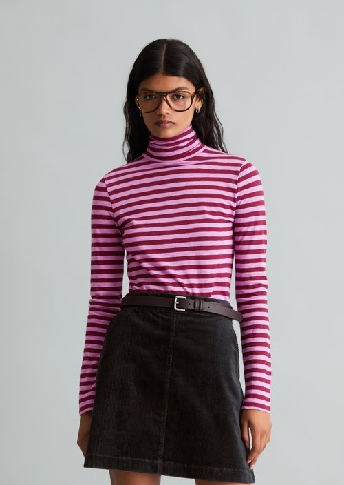 Long-sleeve shirt with a turtleneck — Dark Red